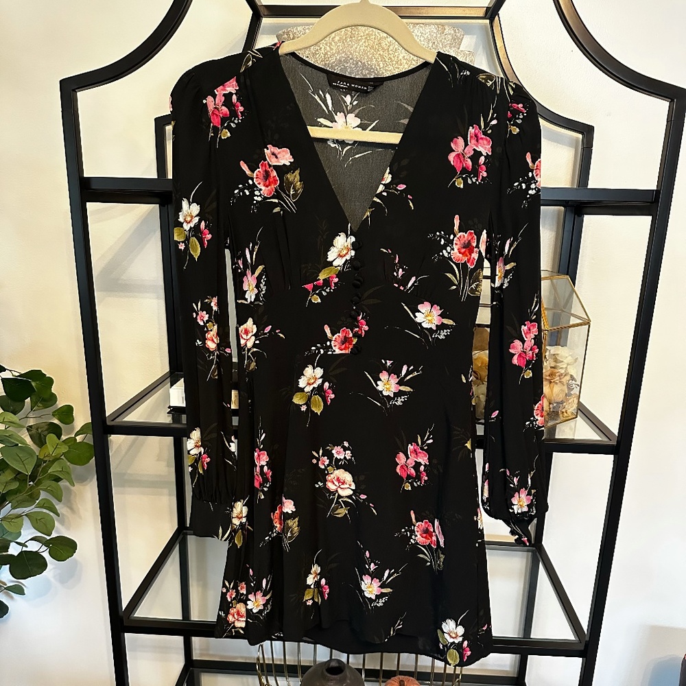 Black Floral Zara Long Sleeve Dress